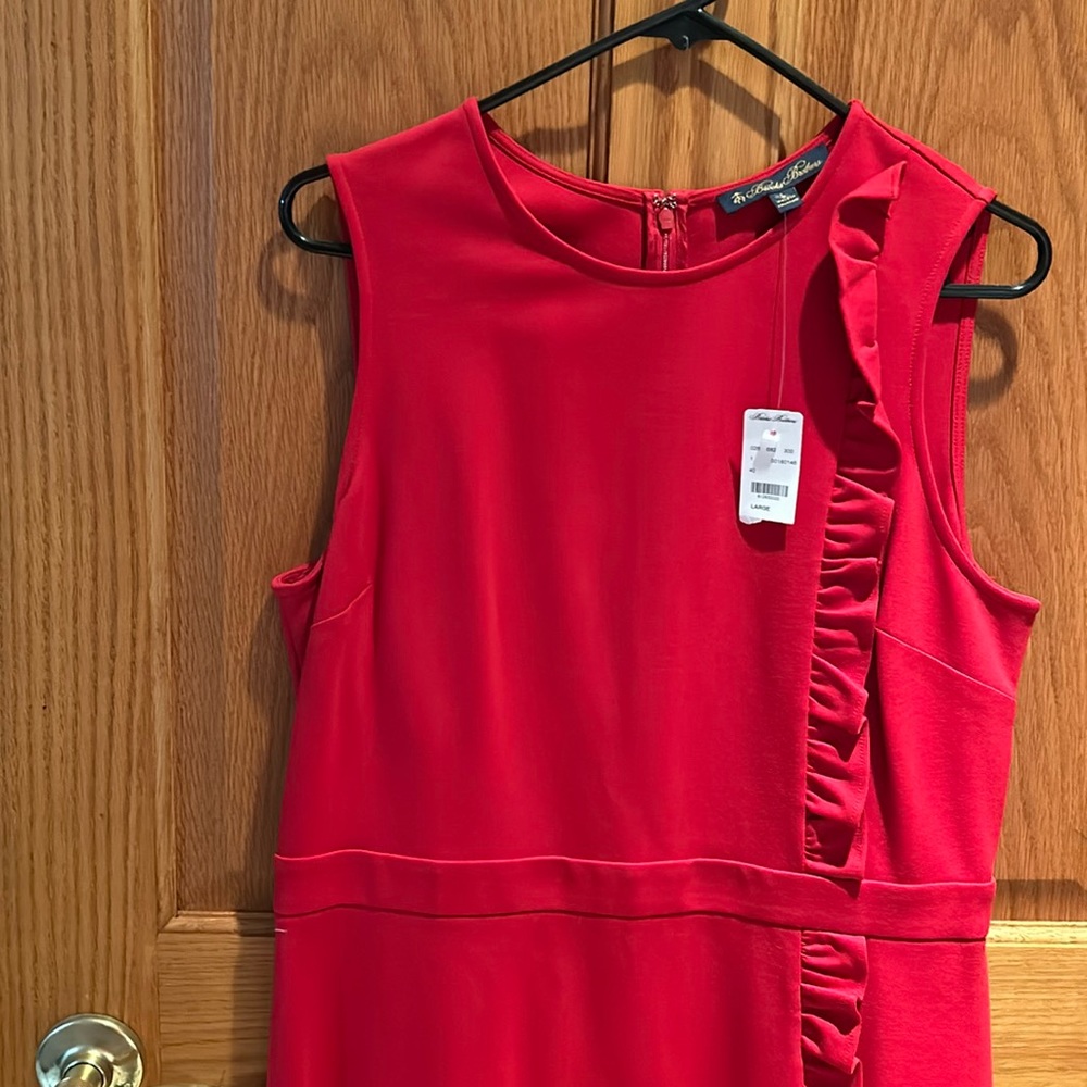 Red sleeveless dress. Size L